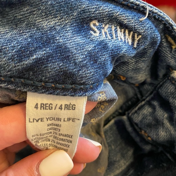 AE distresssed skinny jeans - Picture 6 of 6